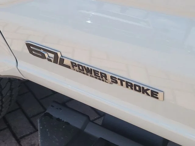 New 2026 Oxford White Ford XLT image 10