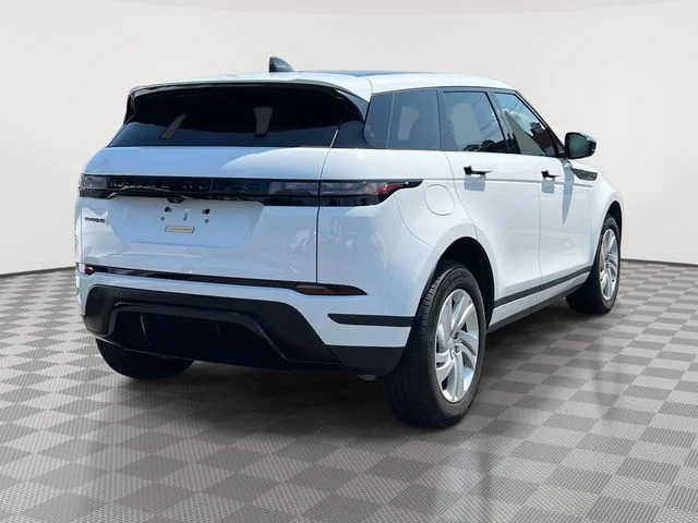 Used 2024 White Land Rover S image 6