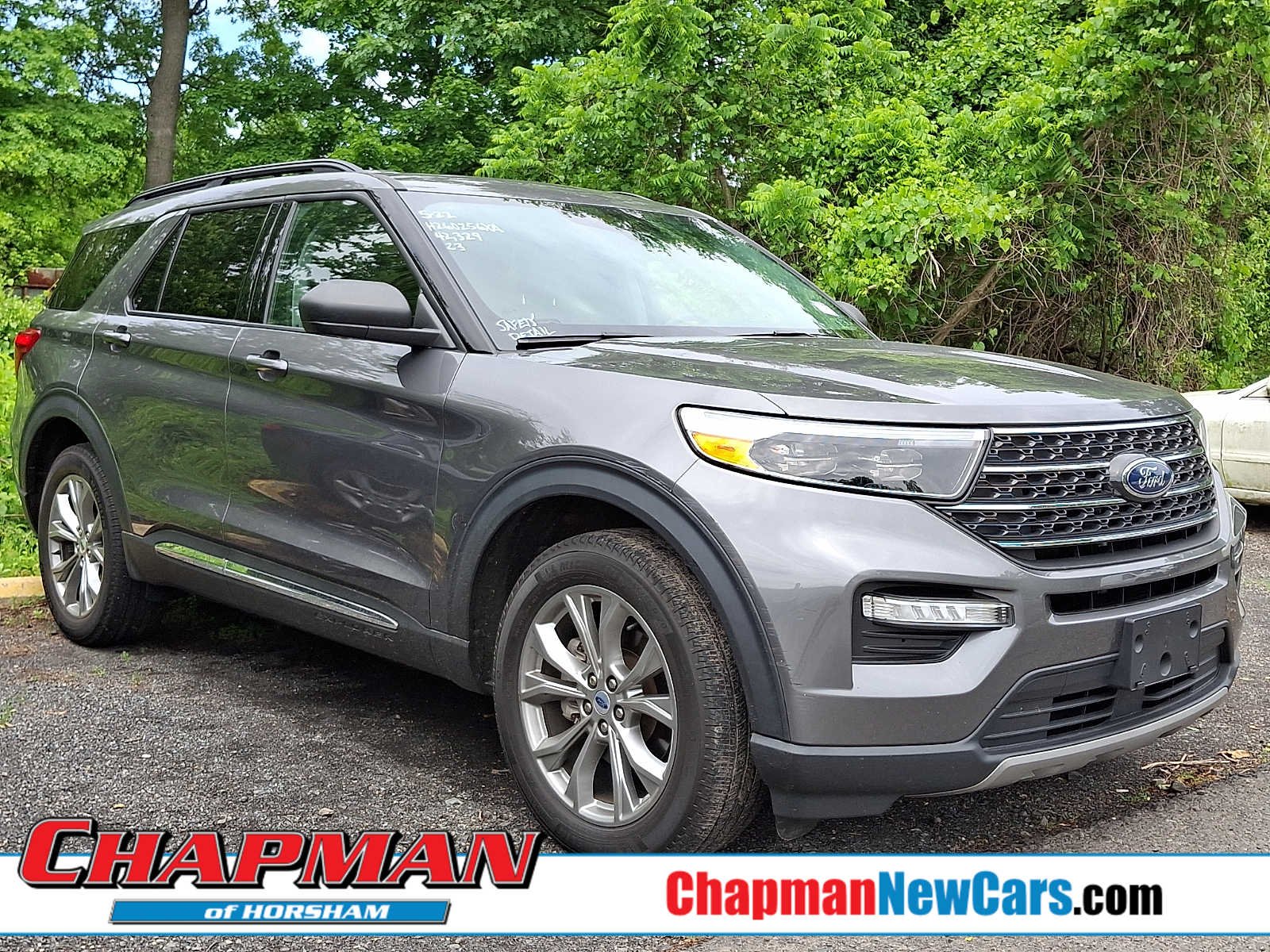 2023 Ford Explorer XLT 4WD's photo