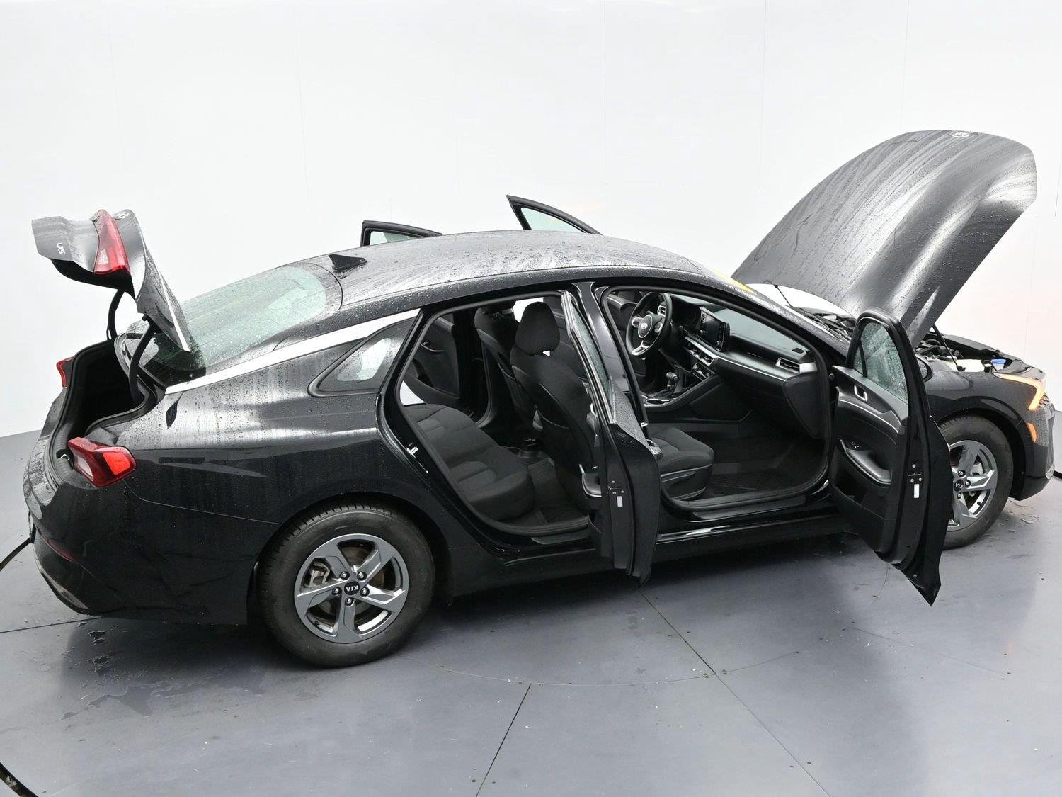 Used 2021 Ebony Black Kia LXS image 38