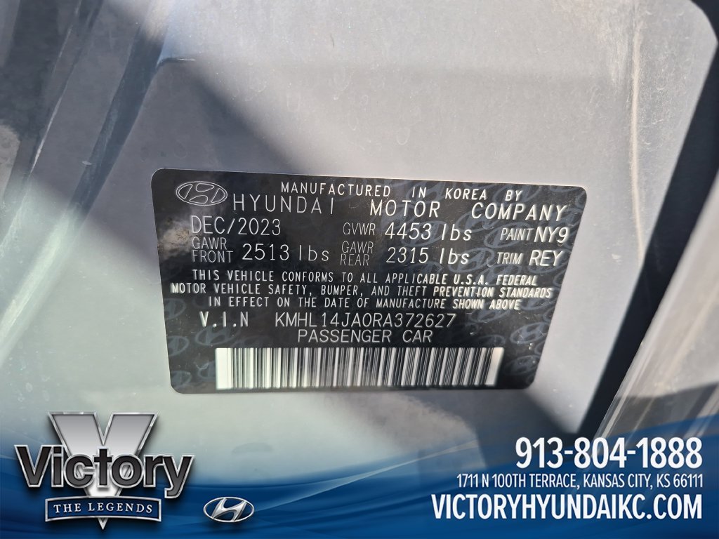 Certified Used 2024 Blue Hyundai SEL image 30