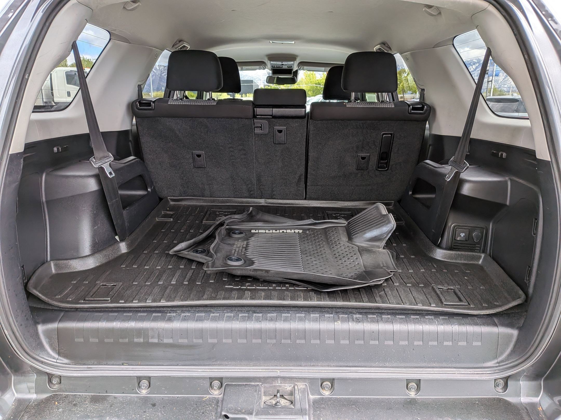 2020 Toyota 4Runner SR5 - Photo 29