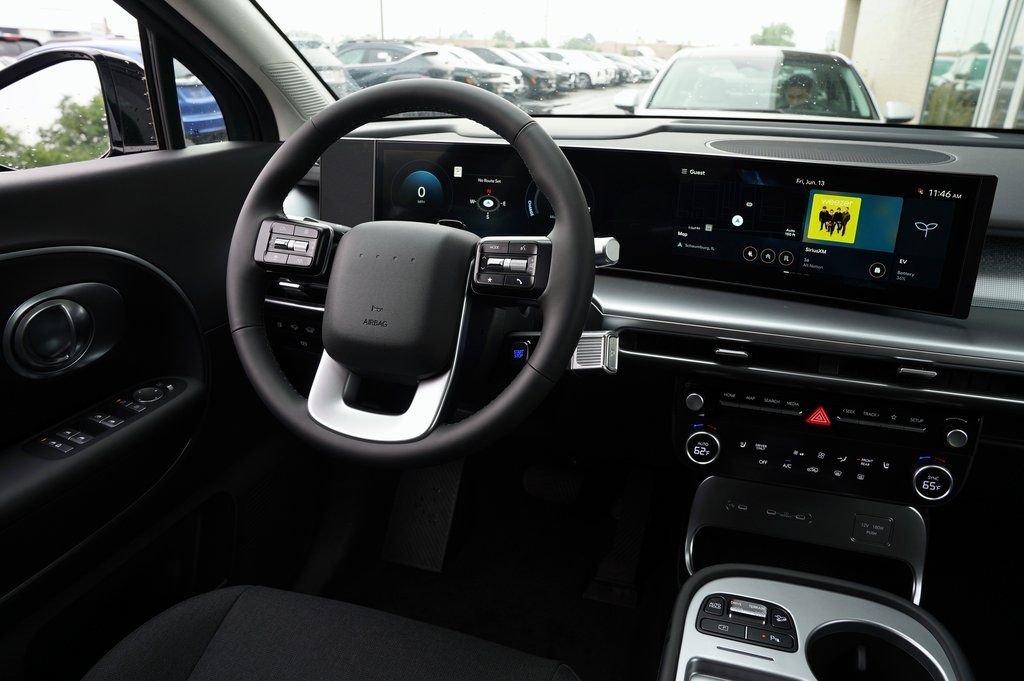New 2026 Abyss Black Hyundai SE image 36