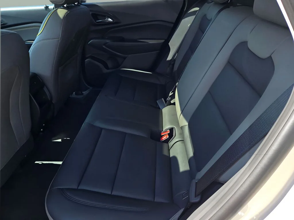 New 2026 White Chevrolet ACTIV image 13