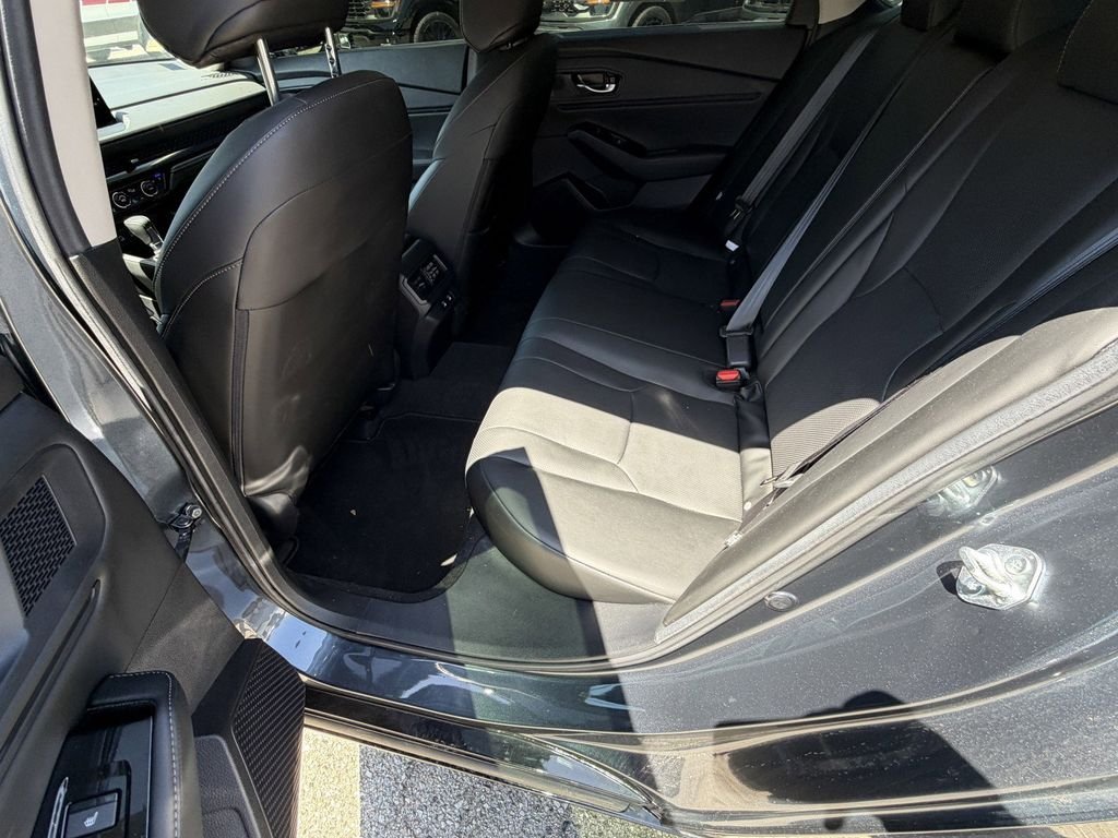 Certified Used 2025  Honda Touring image 18