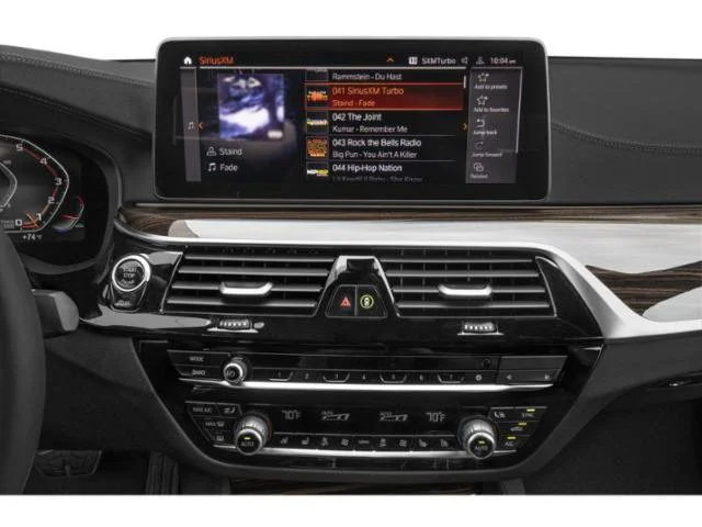 Used 2021 Bernina Grey Amber Effect Metallic BMW M550i xDrive image 13