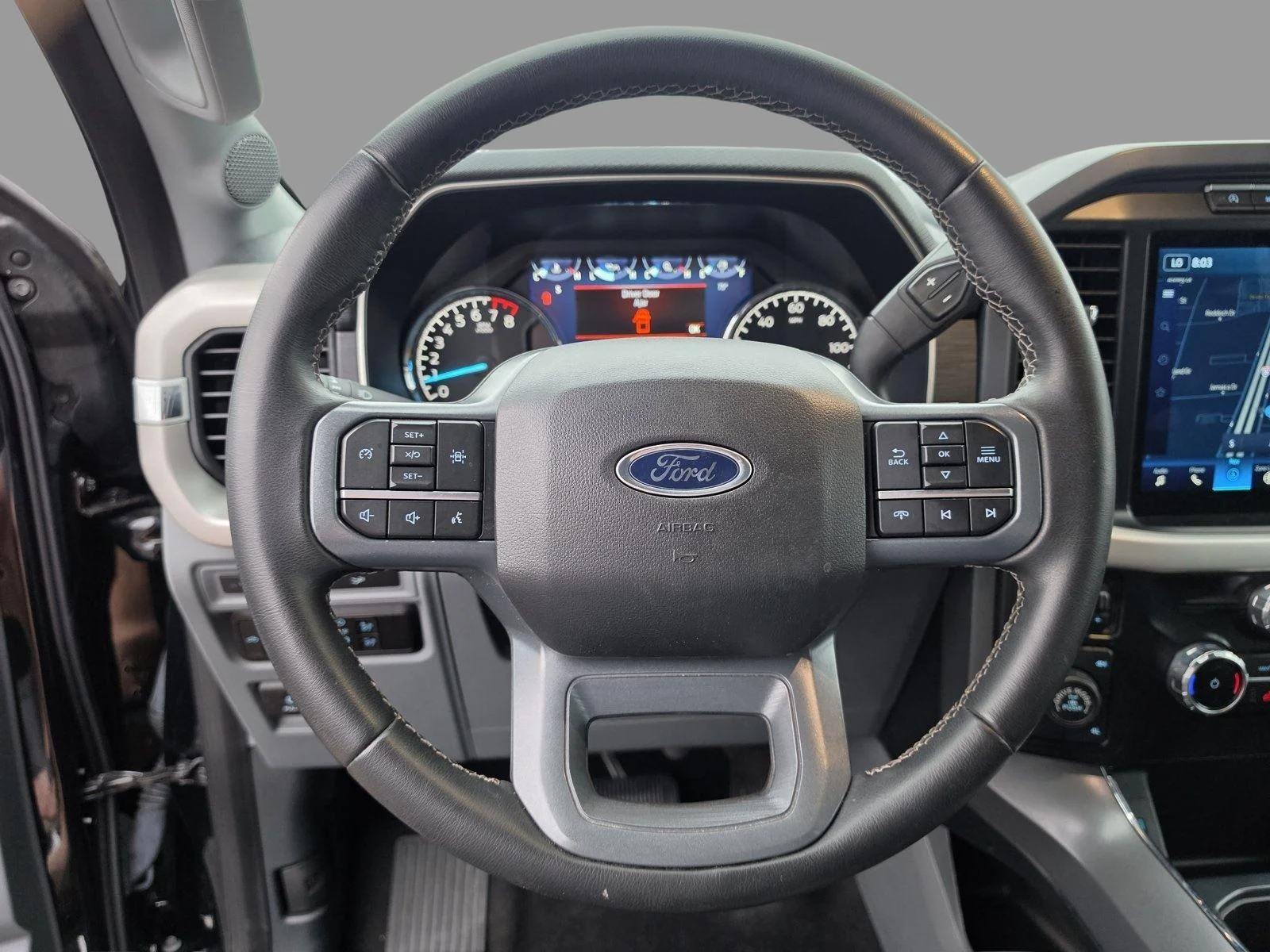 Used 2023 Agate Black Ford XLT image 27