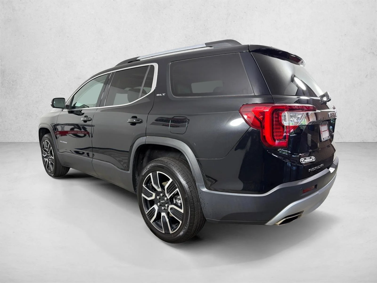 Used 2022 White GMC SLT image 7