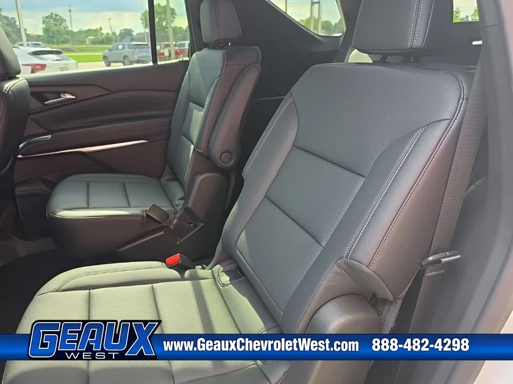 Used 2026 White Chevrolet LT image 29