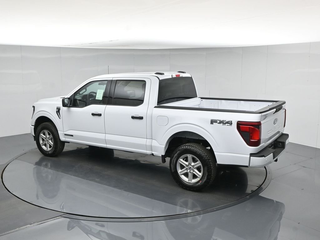 New 2026 Oxford White Ford XLT image 41