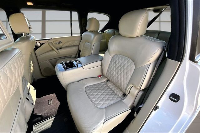 Used 2021 White INFINITI Sensory image 26