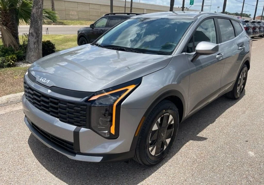 New 2026 Gray Kia LX image 3