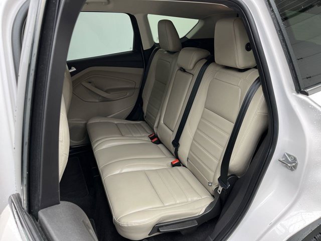 Used 2019 White Platinum Metallic Tri-Coat Ford SEL image 11