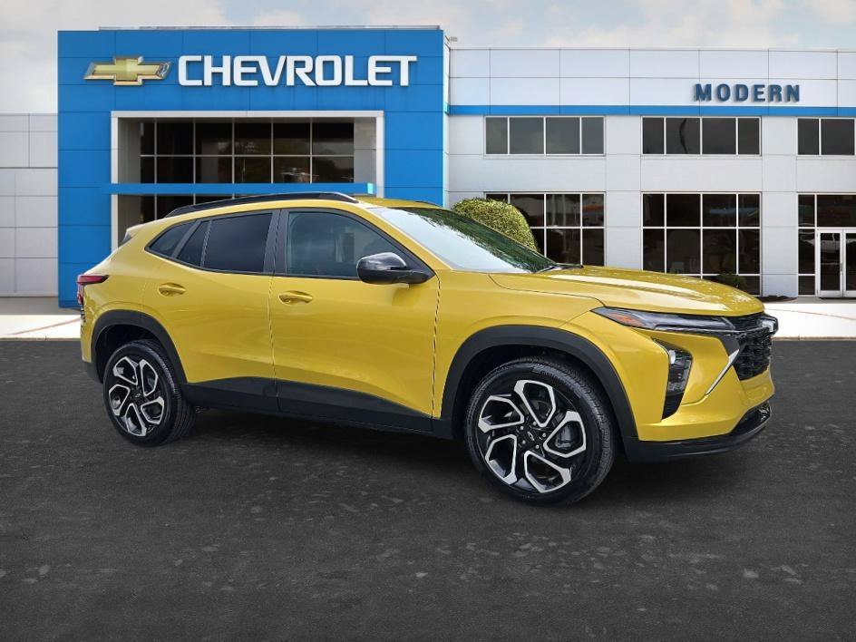 Used 2025 Nitro Yellow Metallic Chevrolet 2RS image 6