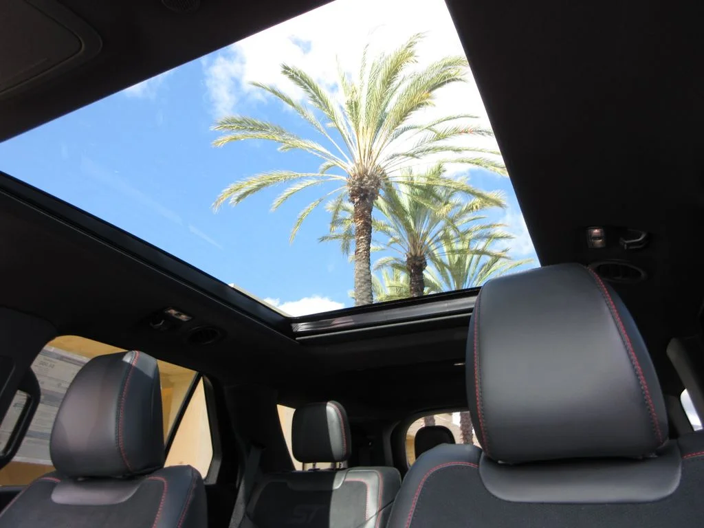 New 2026 Agate Black Metallic Ford ST image 23
