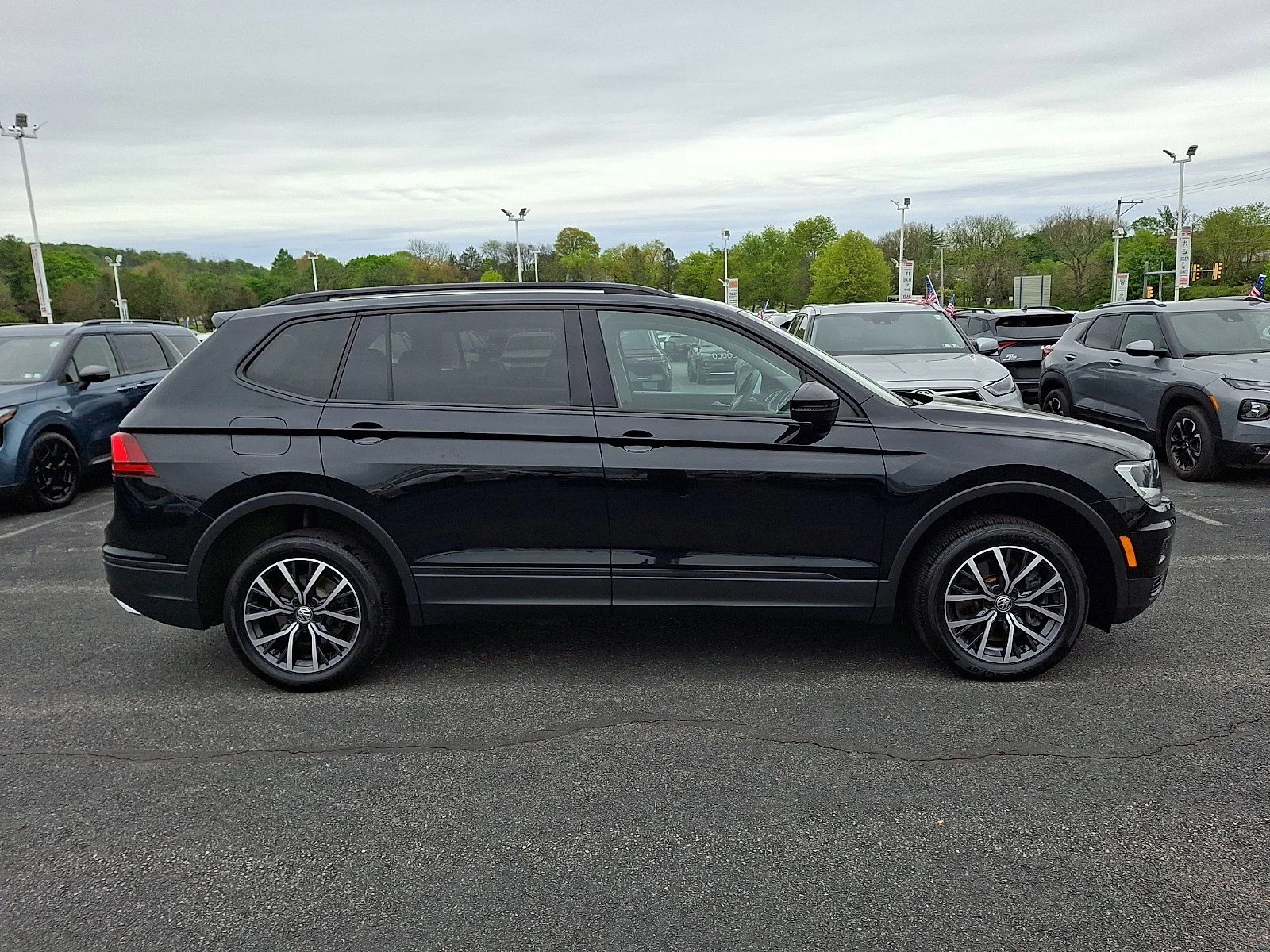 Certified Used 2021 Deep Black Pearl   2T2t Volkswagen S image 8