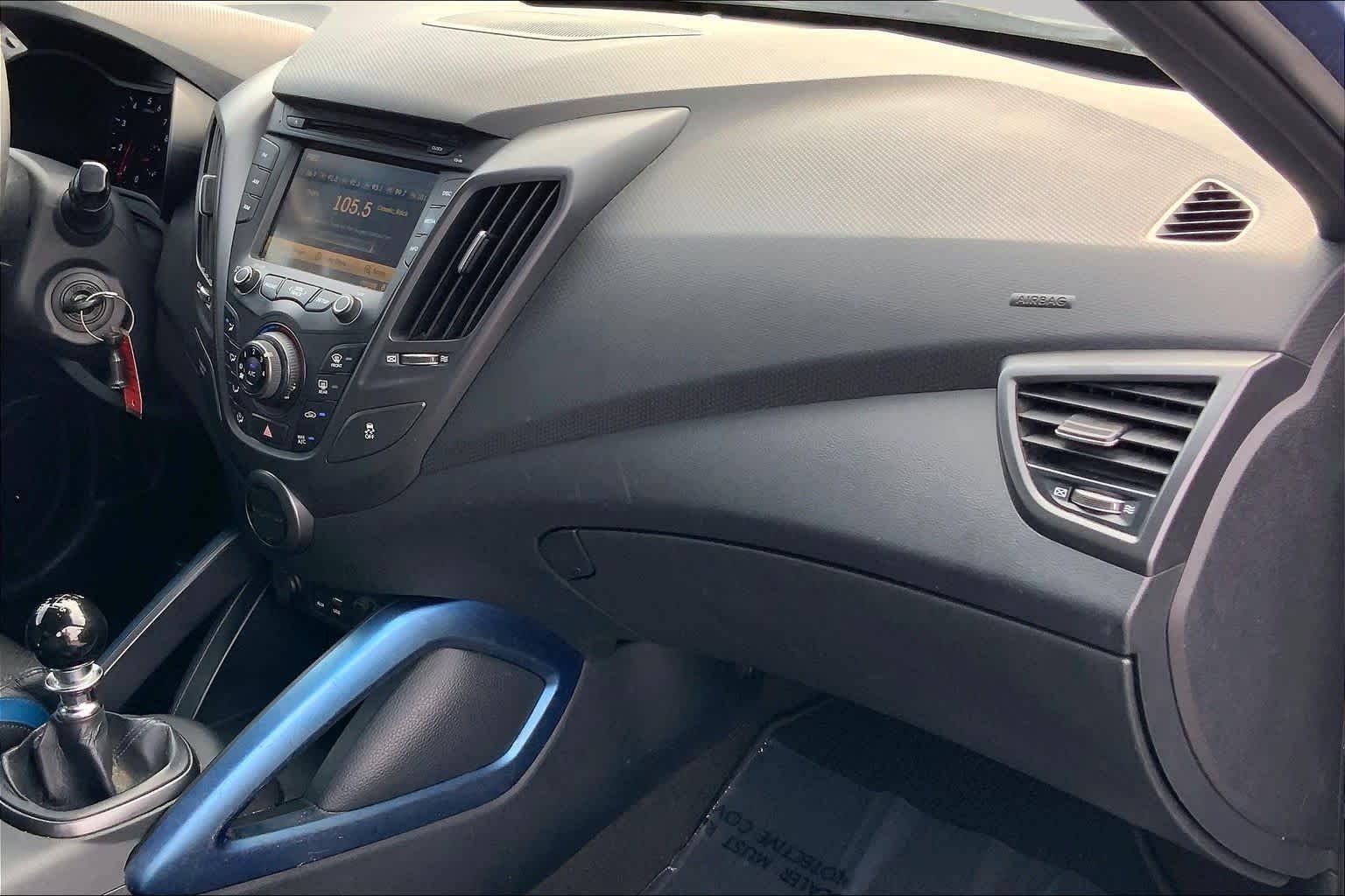 Used 2016 Matte Blue Hyundai Turbo Rally Edition image 17