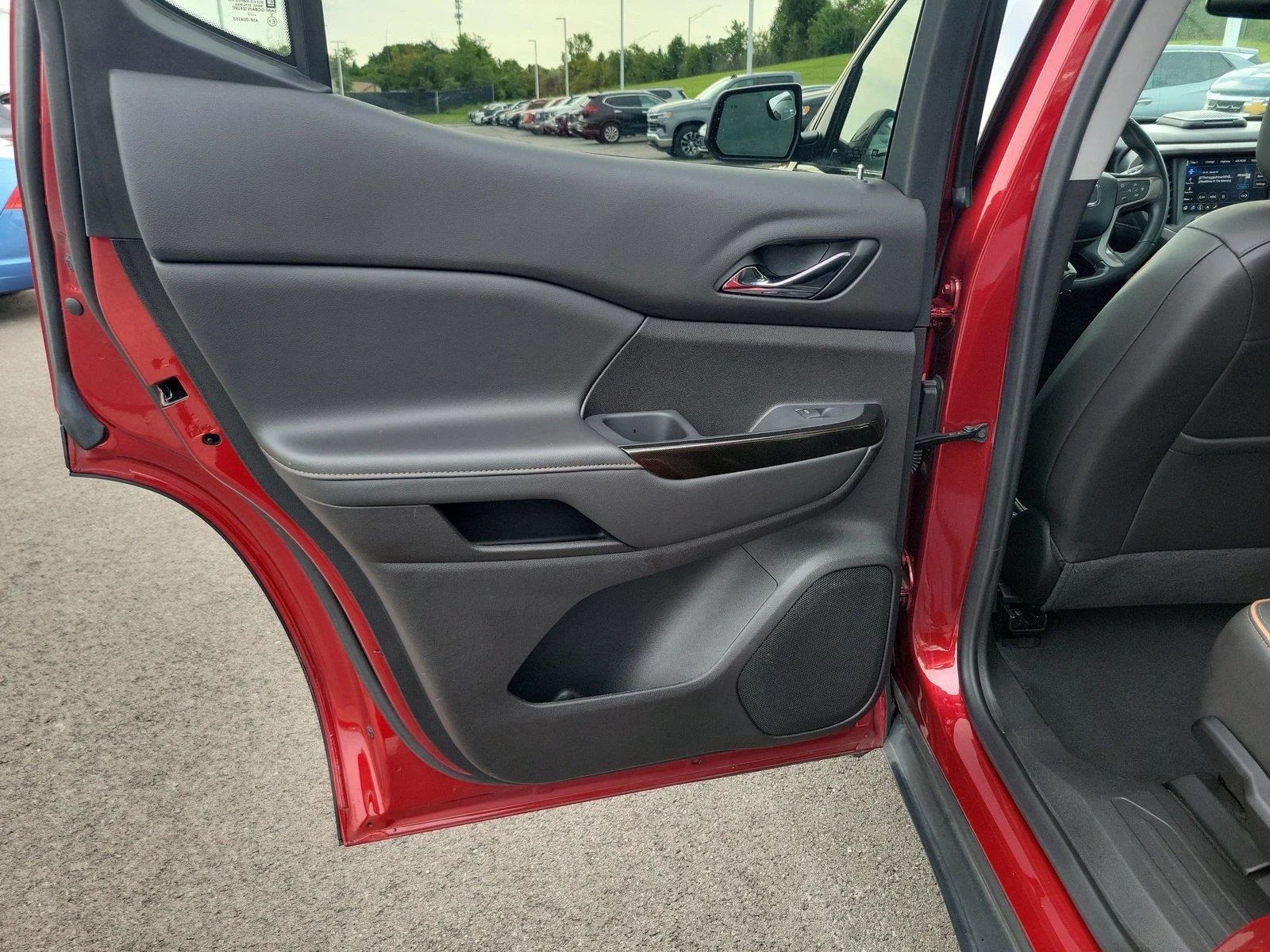 Used 2023 VOLCANIC RED TINTCOAT GMC AT4 image 15