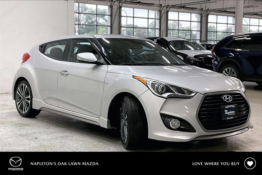 Used 2016 Silver Hyundai Turbo image 1