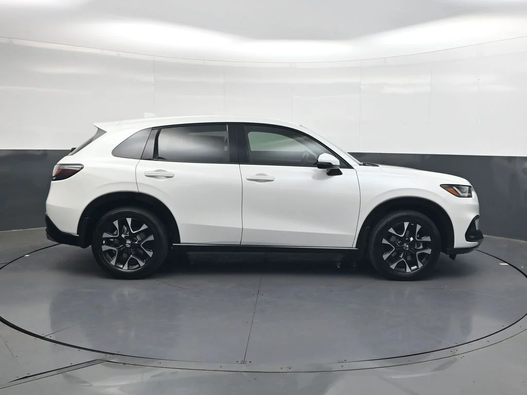 New 2027 Platinum White Pearl Honda EX-L image 3
