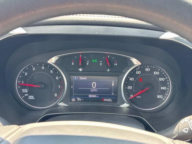 Used 2021 White Chevrolet LT image 37