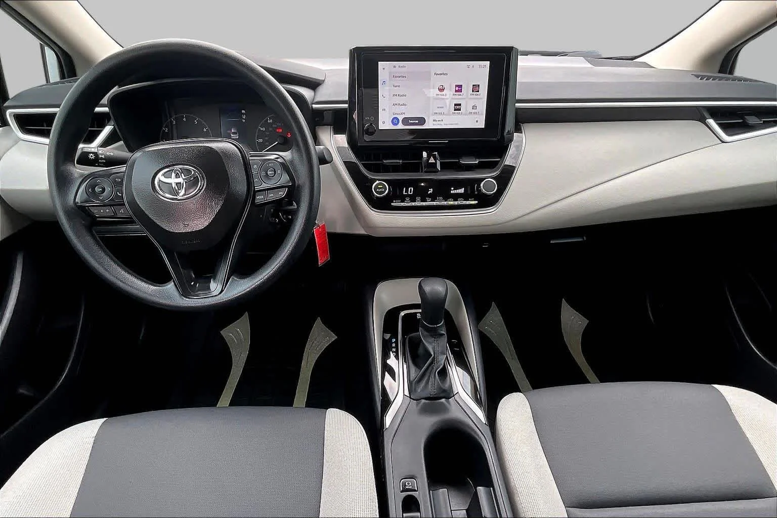 Certified Used 2025 Ice Cap Toyota LE image 15