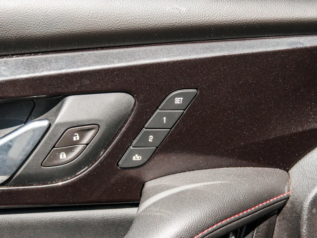 Used 2021 Silver Ice Metallic Chevrolet RS image 10