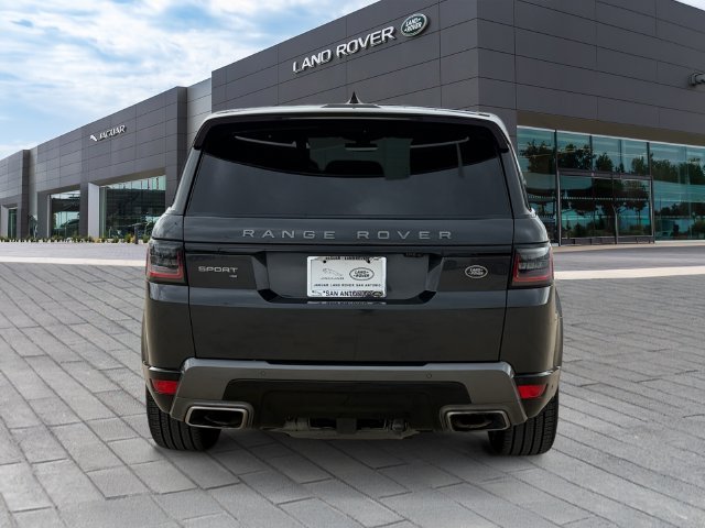 Used 2022 Carpathian Grey Premium Metallic Land Rover HSE Silver Edition image 4