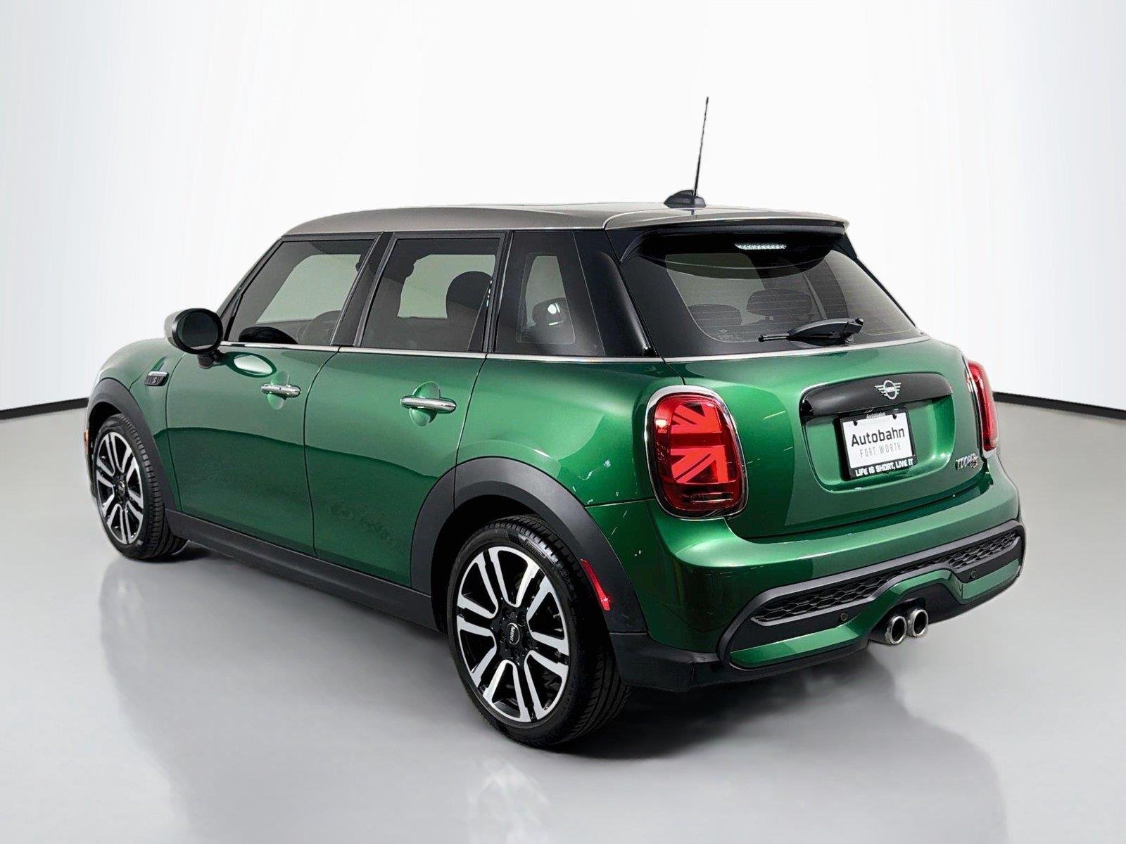 Used 2024 British Racing Green IV Metallic MINI Cooper S image 7