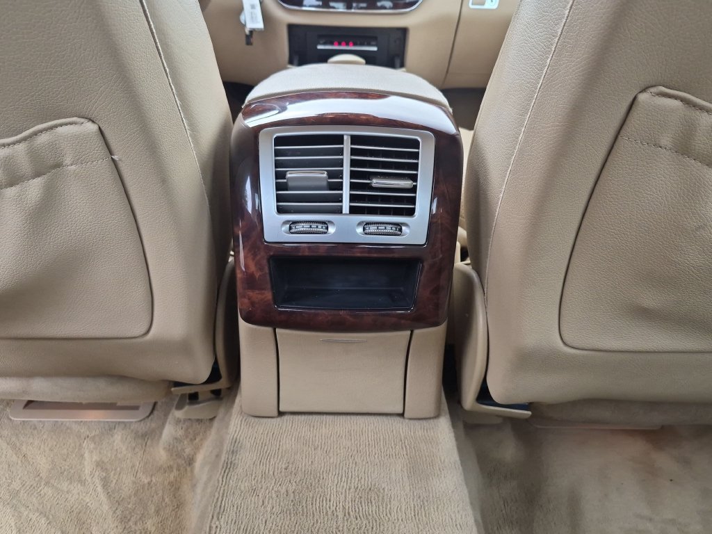 Used 2011 White Mercedes-Benz S 550 image 30