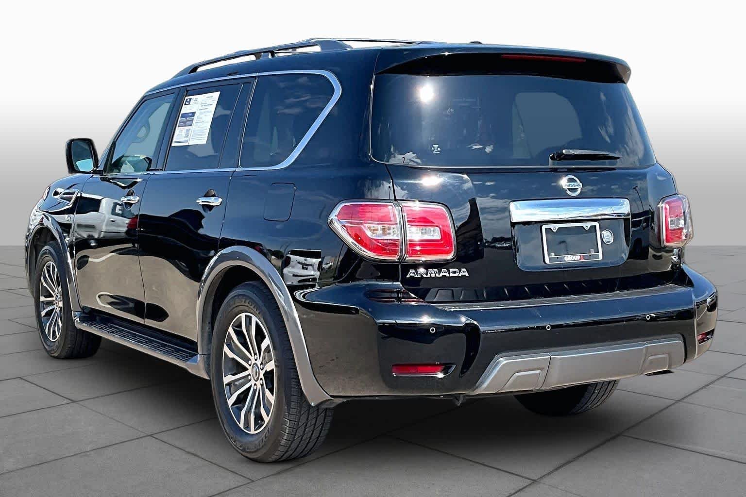 Used 2020 Super Black Nissan SL image 12