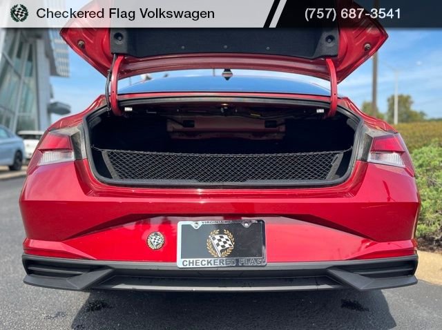 Used 2023 Ultimate Red Hyundai SEL image 18