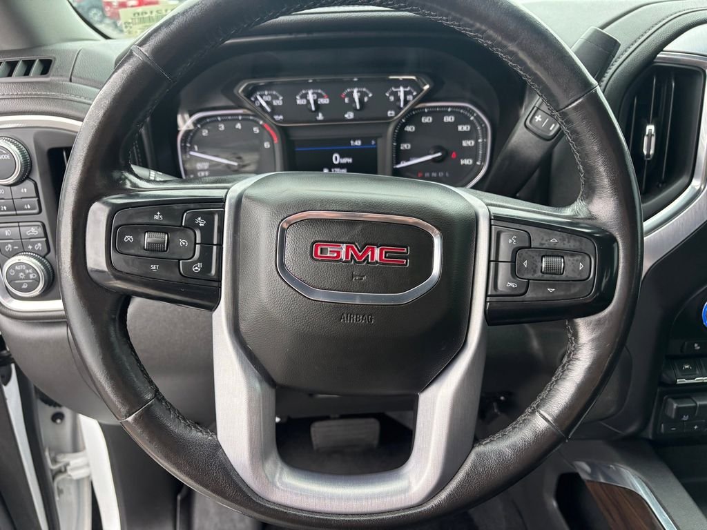 Used 2020 White GMC SLT image 16