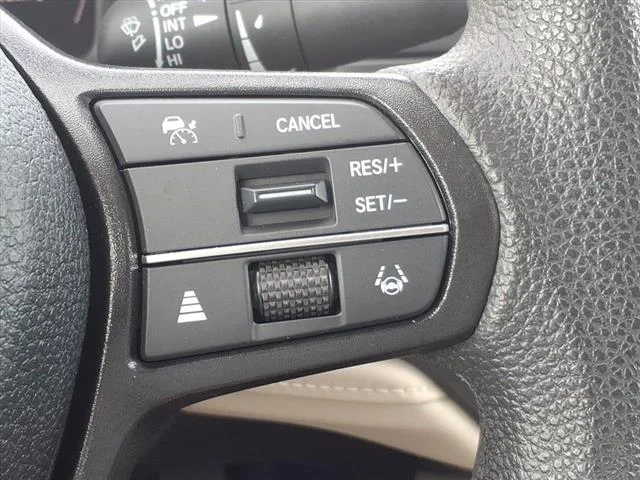 Used 2024 WHITE Honda EX image 25