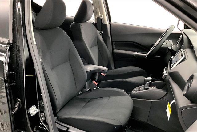 2025 Nissan KICKS PLAY Base - Photo 32