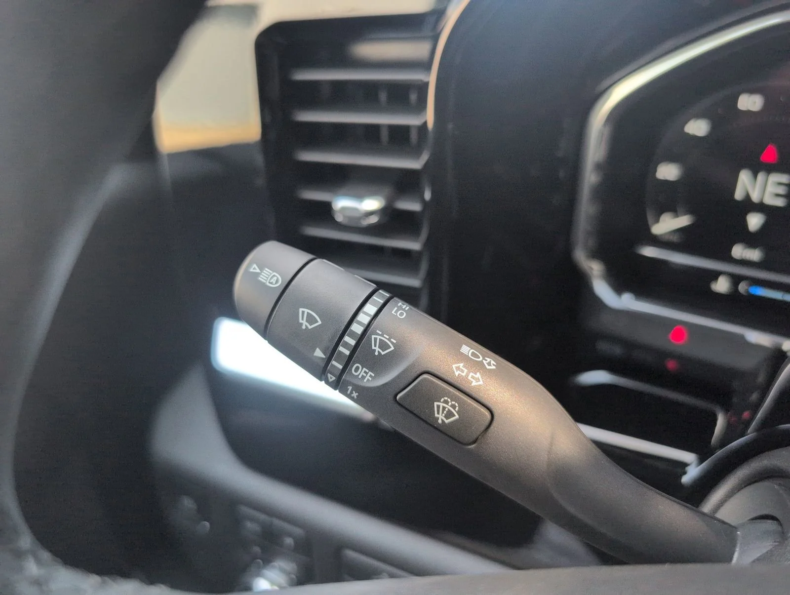 2025 GMC Sierra 1500 SLE - Photo 27