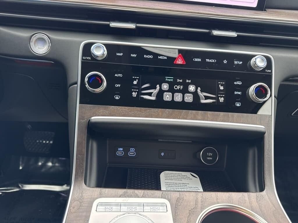 New 2026 Silver Genesis 2.5T PRESTIGE image 29