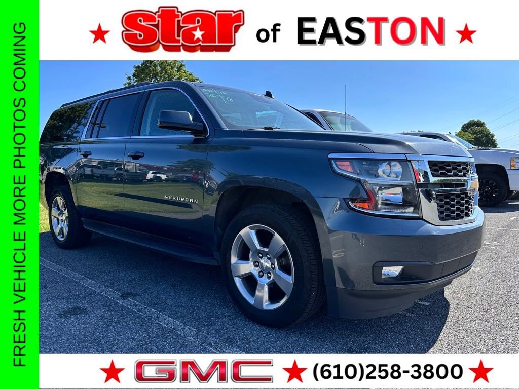 2020 Chevrolet Suburban 4WD 1500 LT's photo
