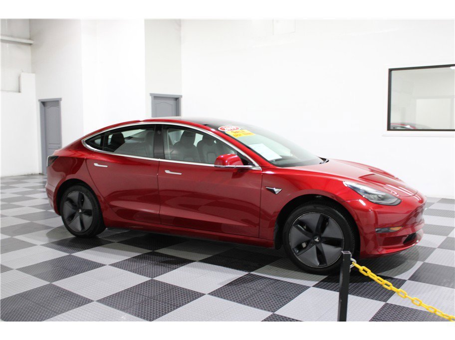 2019 Tesla Model 3 Mid Range