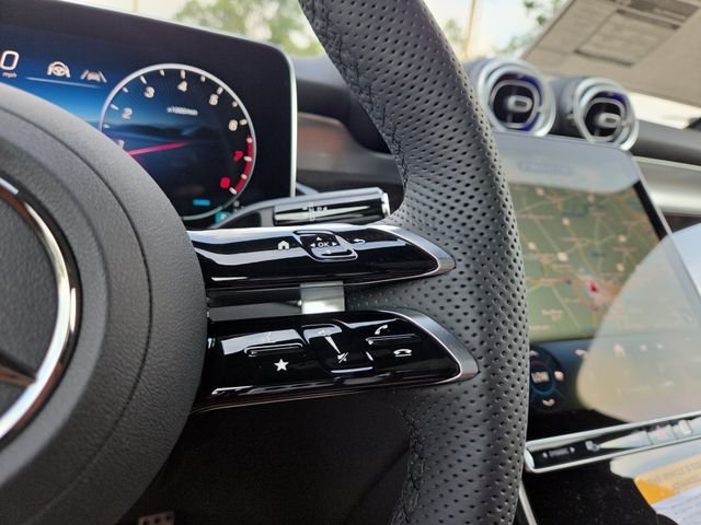 New 2027 Verde Silver Metallic Mercedes-Benz GLC300 image 16