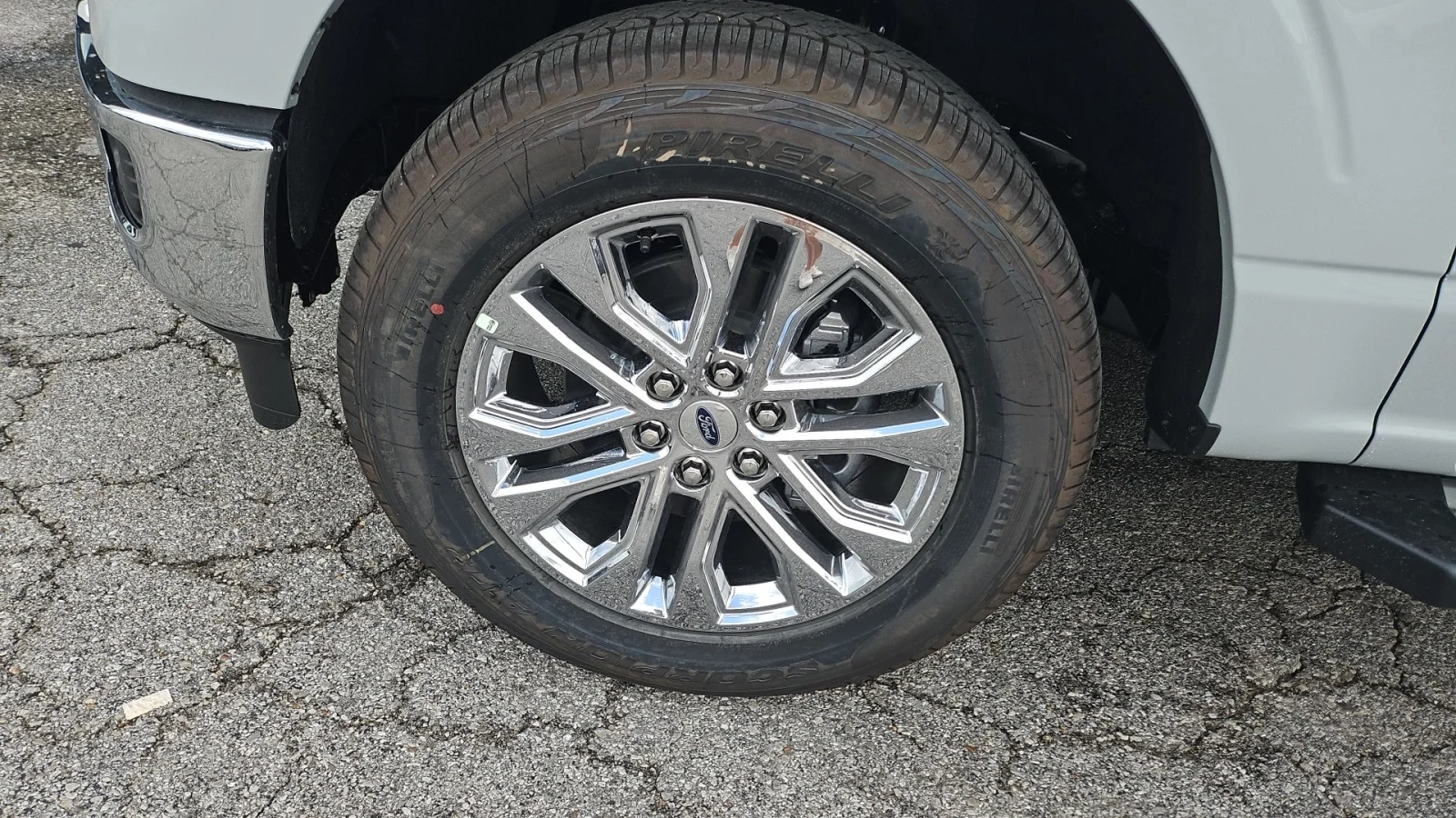 New 2026 Avalanche Ford XLT 4WD image 9