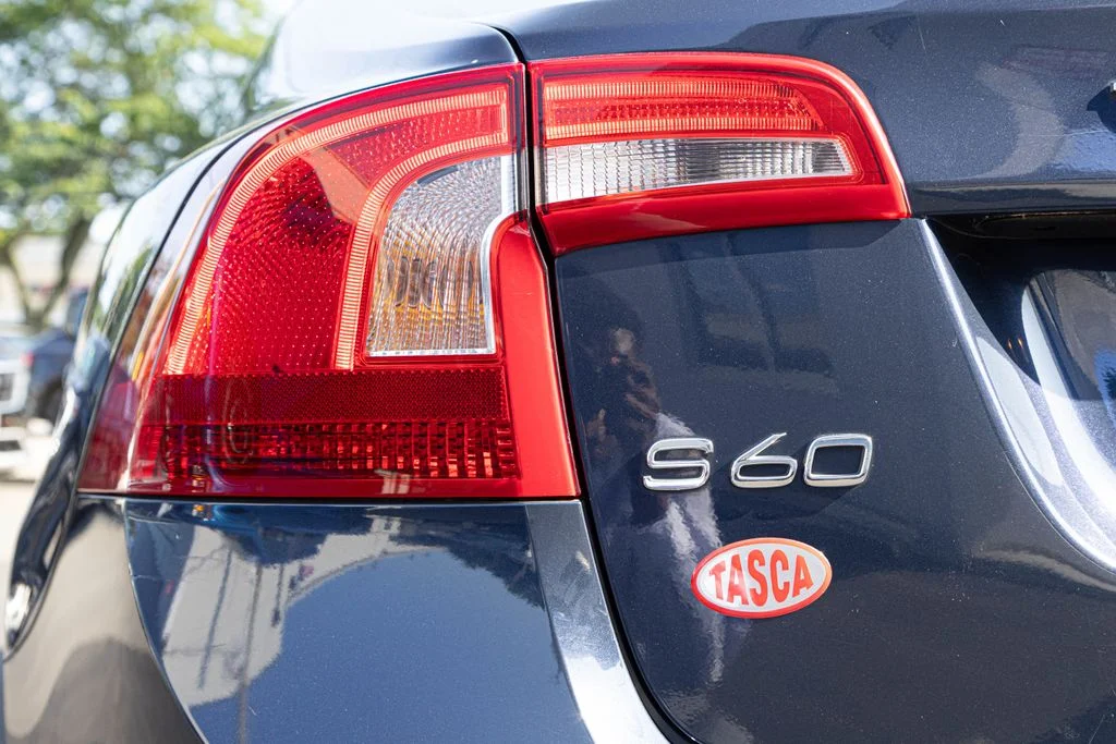 Used 2015 Blue Volvo T5 Premier image 12