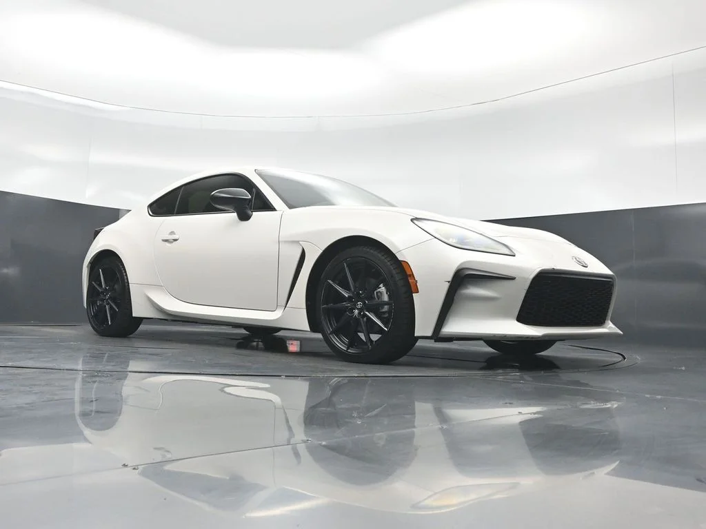 Used 2024 White Toyota Premium image 42