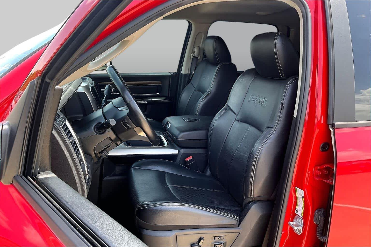 Used 2018 Flame Red Clearcoat Ram Laramie image 8