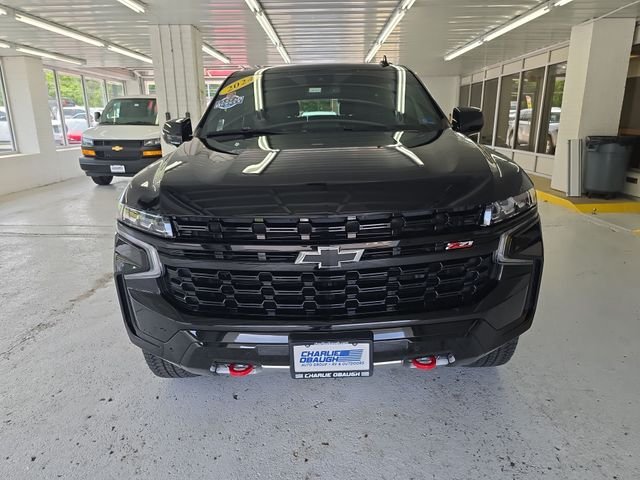 Used 2024 Black Chevrolet Z71 image 8