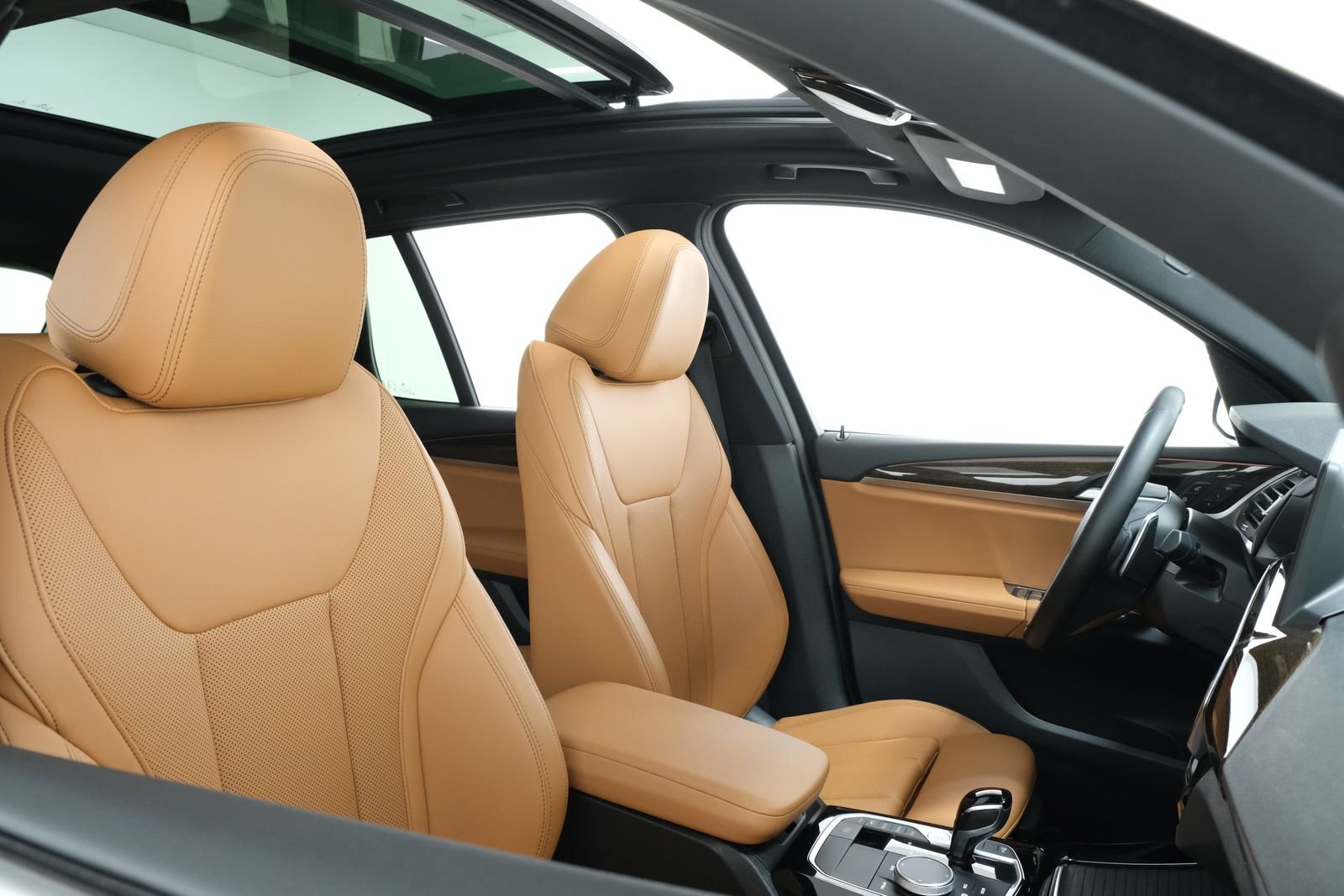 Used 2022 Phytonic Blue Metallic BMW xDrive30i image 41