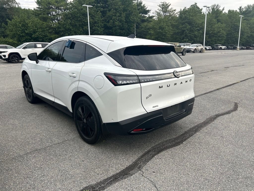 Used 2025 White Nissan SV image 7