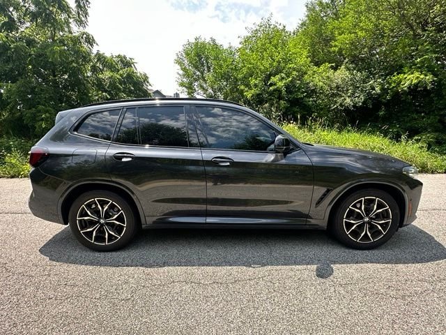 Used 2024 Dark Graphite BMW M40i image 4