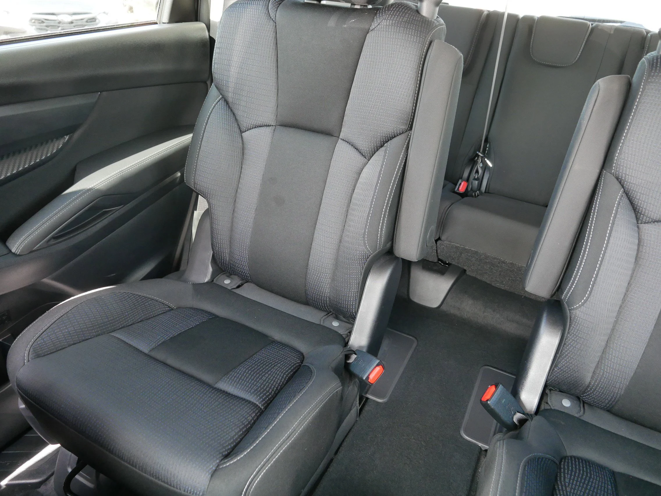 Used 2025 Cosmic Blue Pearl Subaru Premium image 12