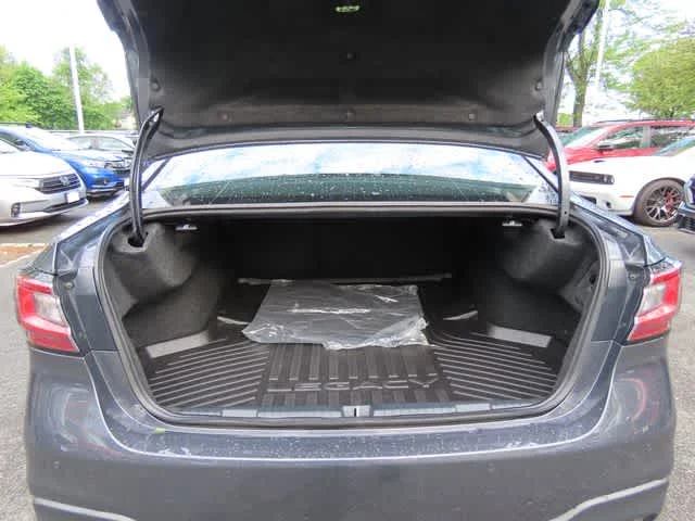 Used 2023 Magnetite Gray Metallic Subaru Limited image 11